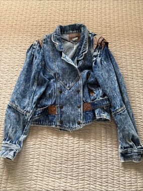 Vintage Prezzia Jacket - Acid Wash Blue Denim with Brown Trim